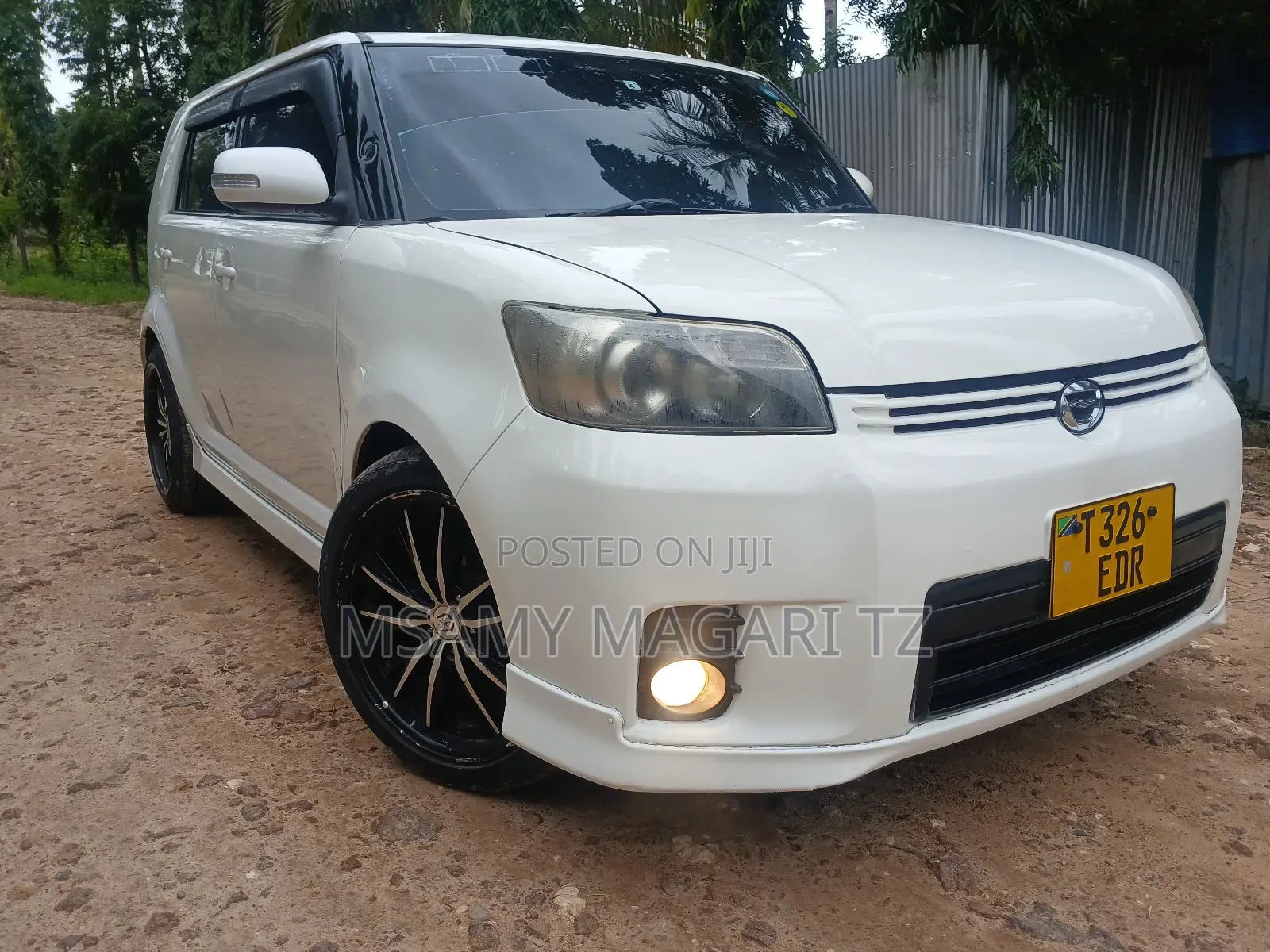 Toyota Corolla Rumion Hatchback 1.8 FWD 2009 White