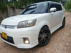 Toyota Corolla Rumion Hatchback 1.8 FWD 2009 White