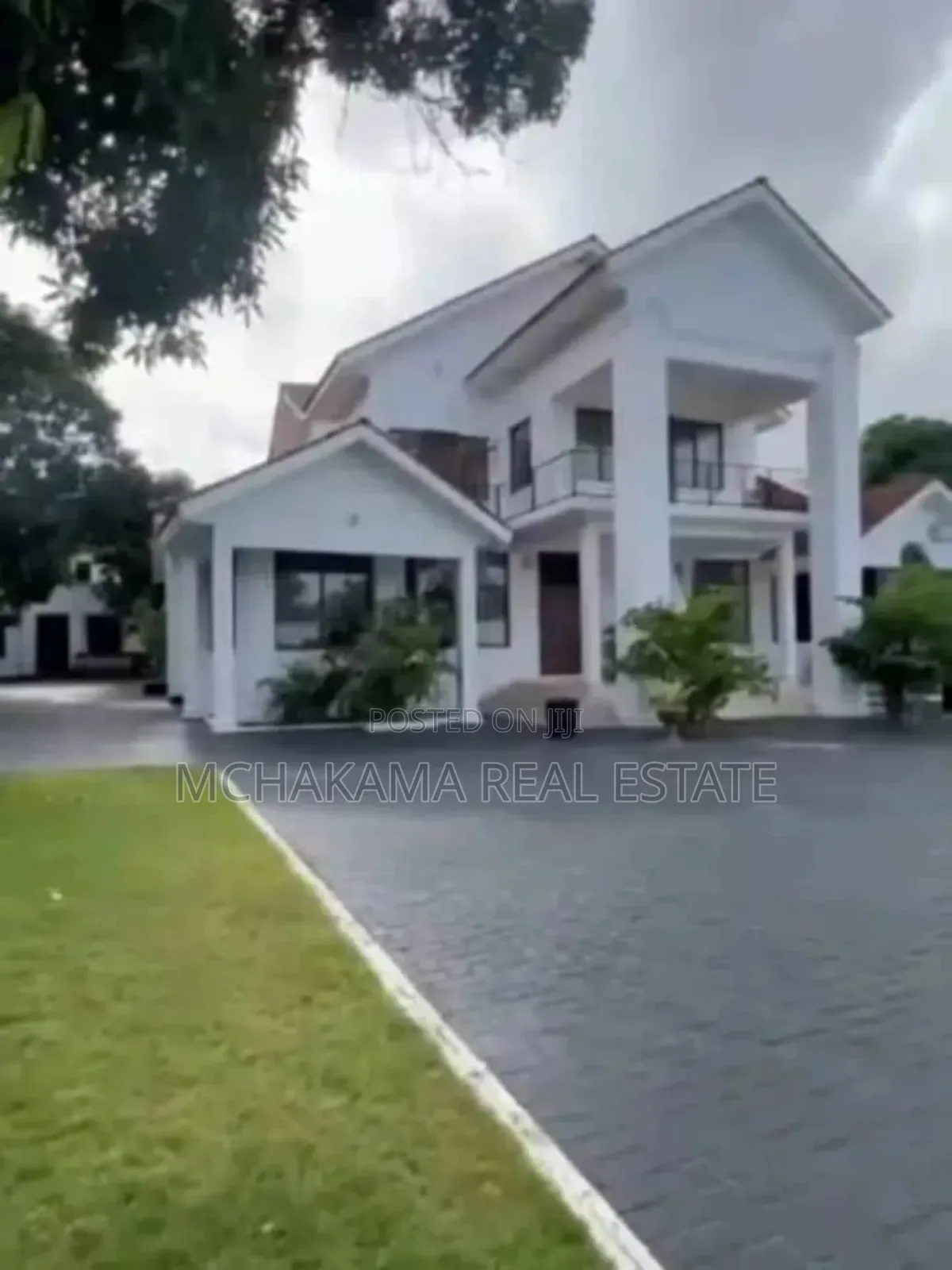 4bdrm Block of Flats in Mchakama Real Estate, Mbweni for sale