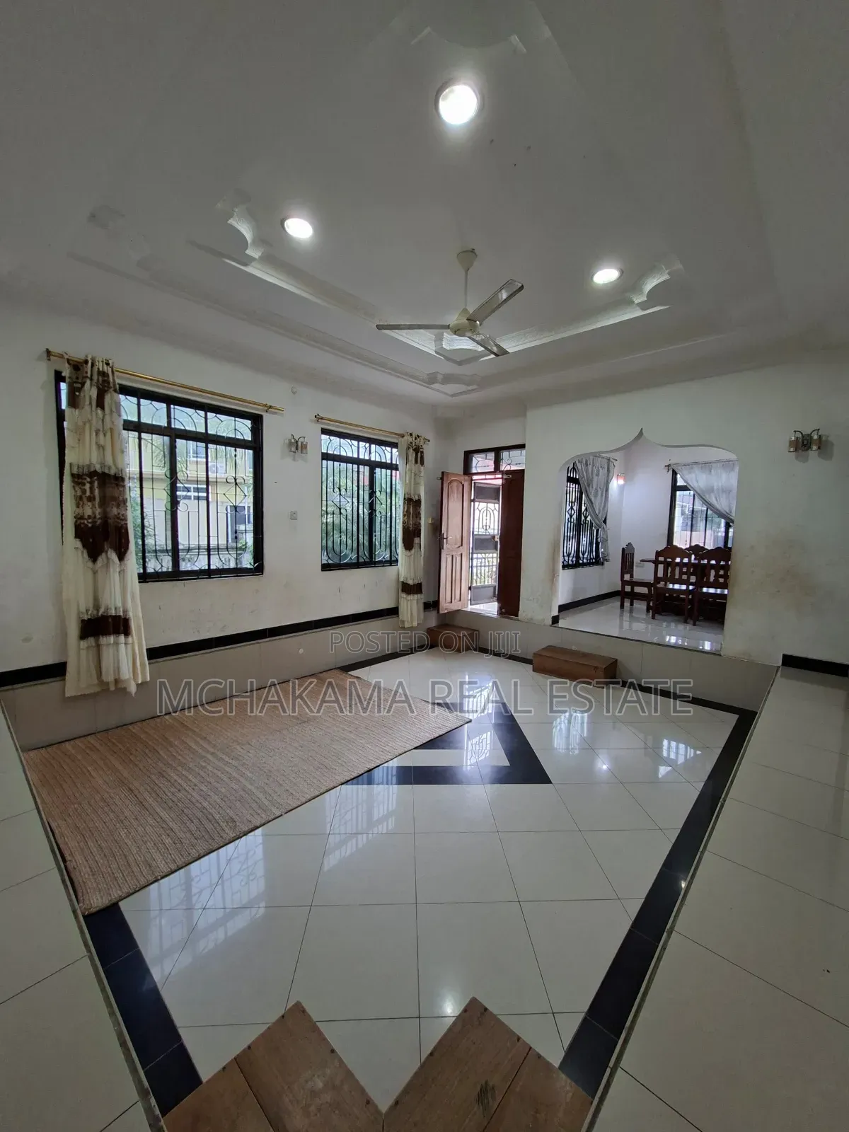 4bdrm Block of Flats in Mchakama Real Estate, Mbweni for sale