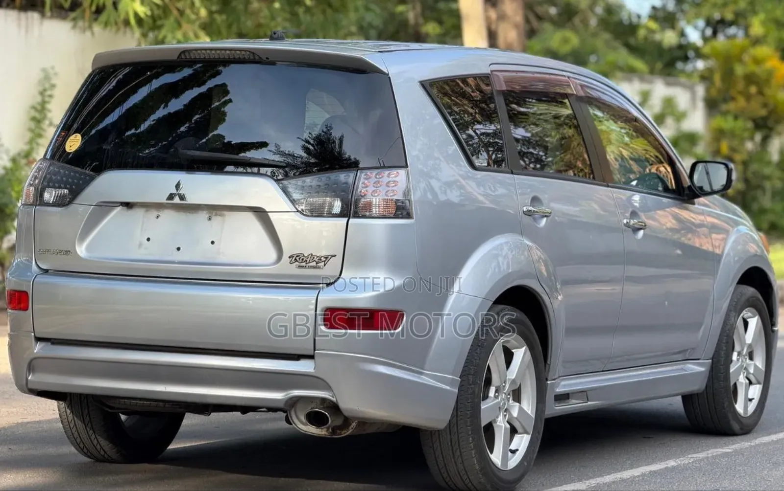 Mitsubishi Outlander 2009 Silver