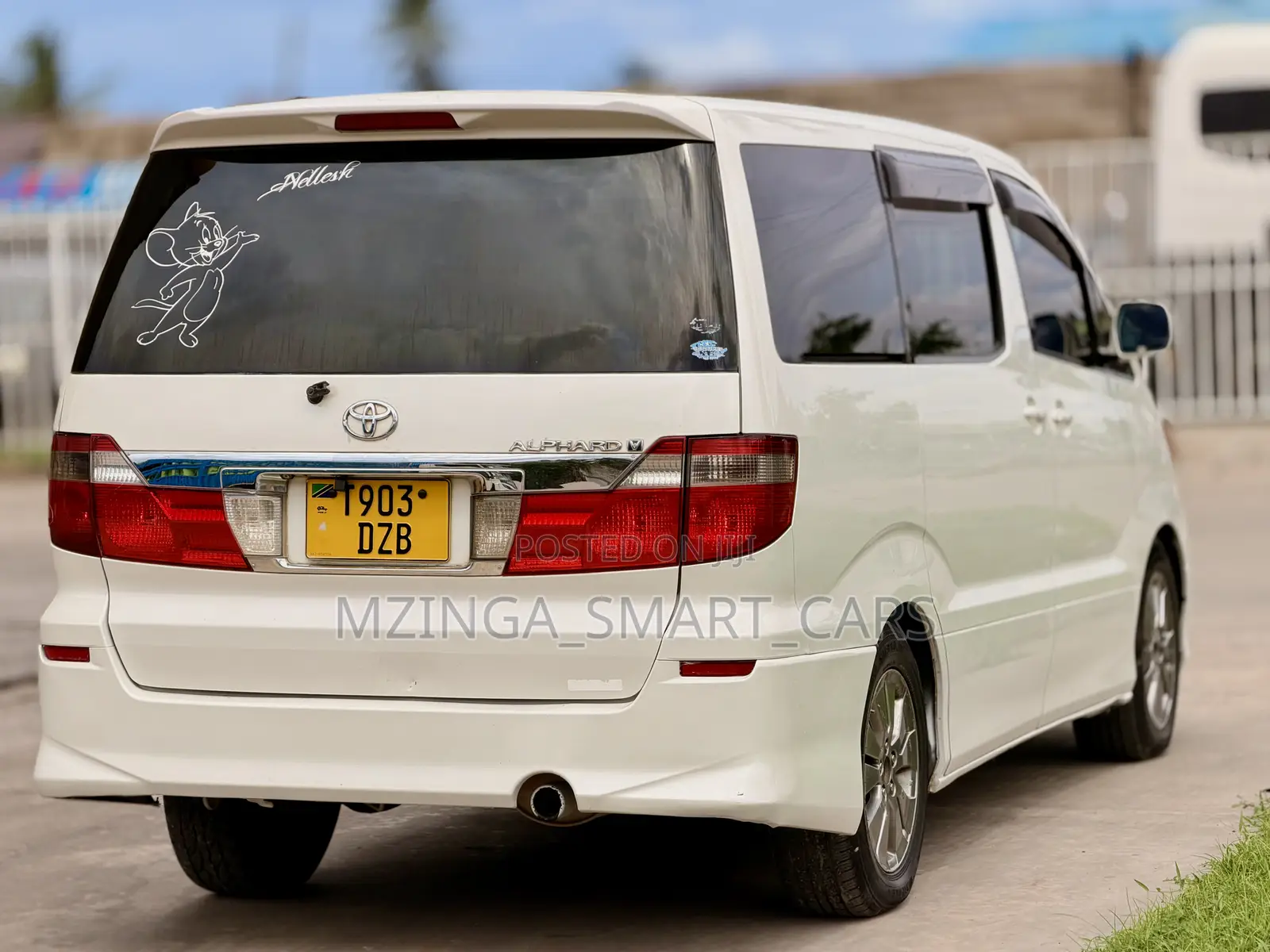 Toyota Alphard 2006 White