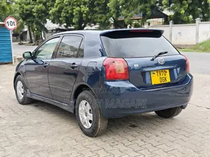 Toyota Corolla RunX 2006 Blue