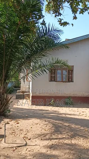 Furnished 4bdrm House in Kirumba for sale