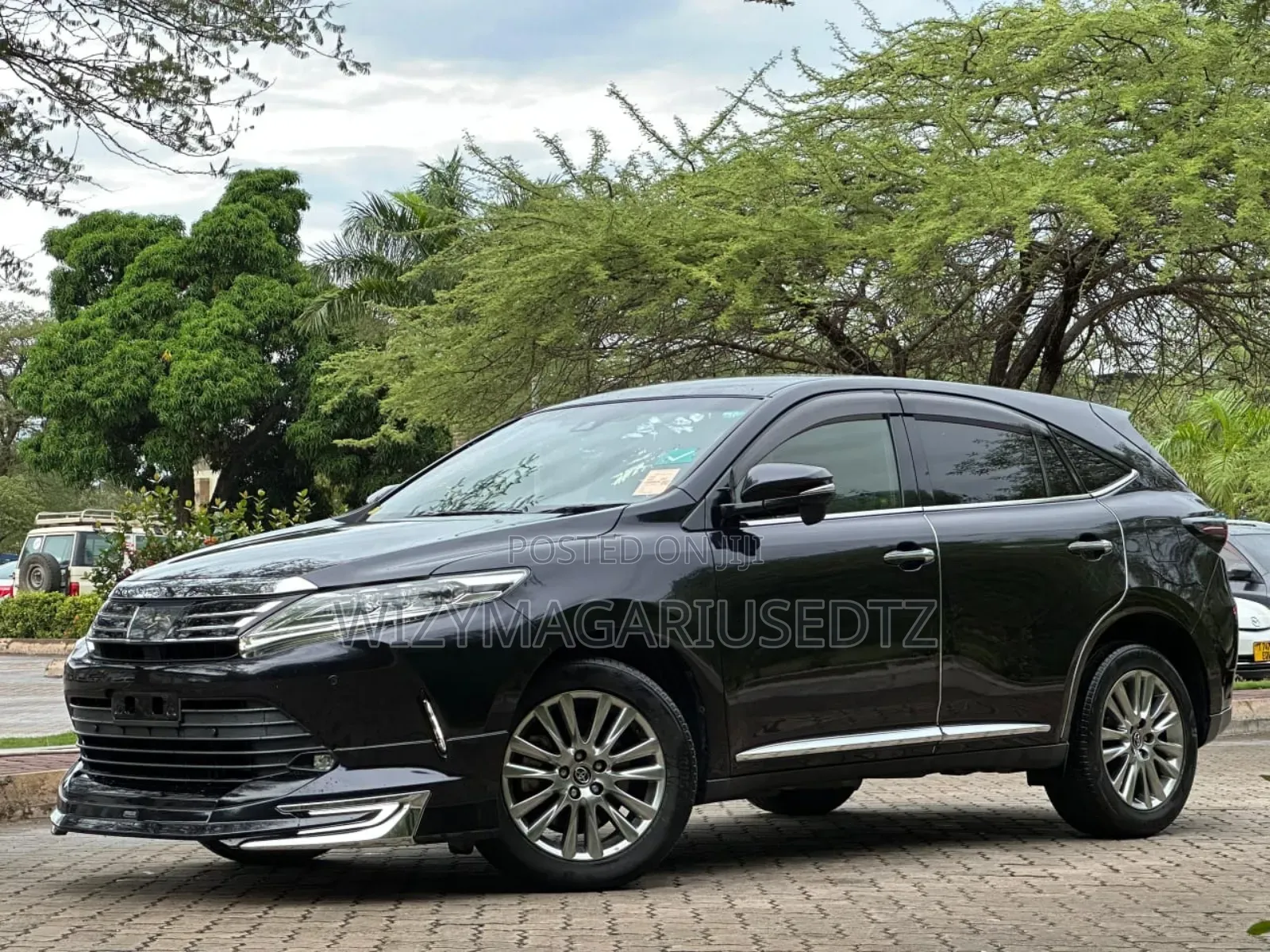 Toyota Harrier 2017 Purple