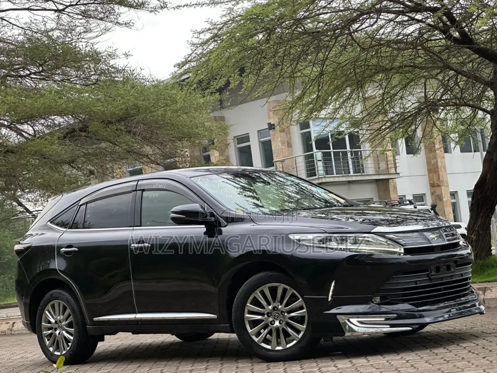 Toyota Harrier 2017 Purple