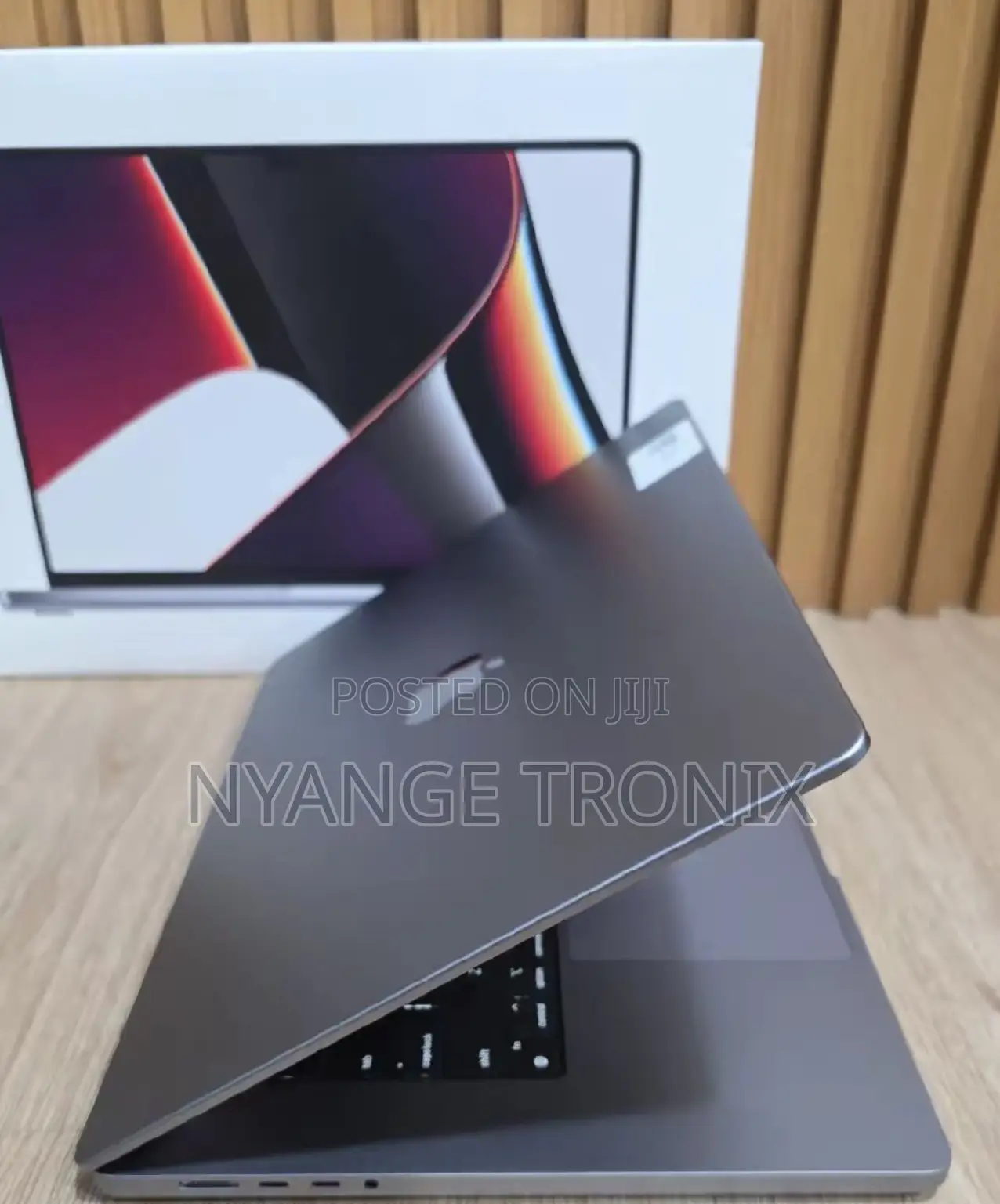 Laptop Apple MacBook Pro M1 64GB Apple M1 Max SSD 1T