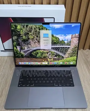 Laptop Apple MacBook Pro M1 64GB Apple M1 Max SSD 1T