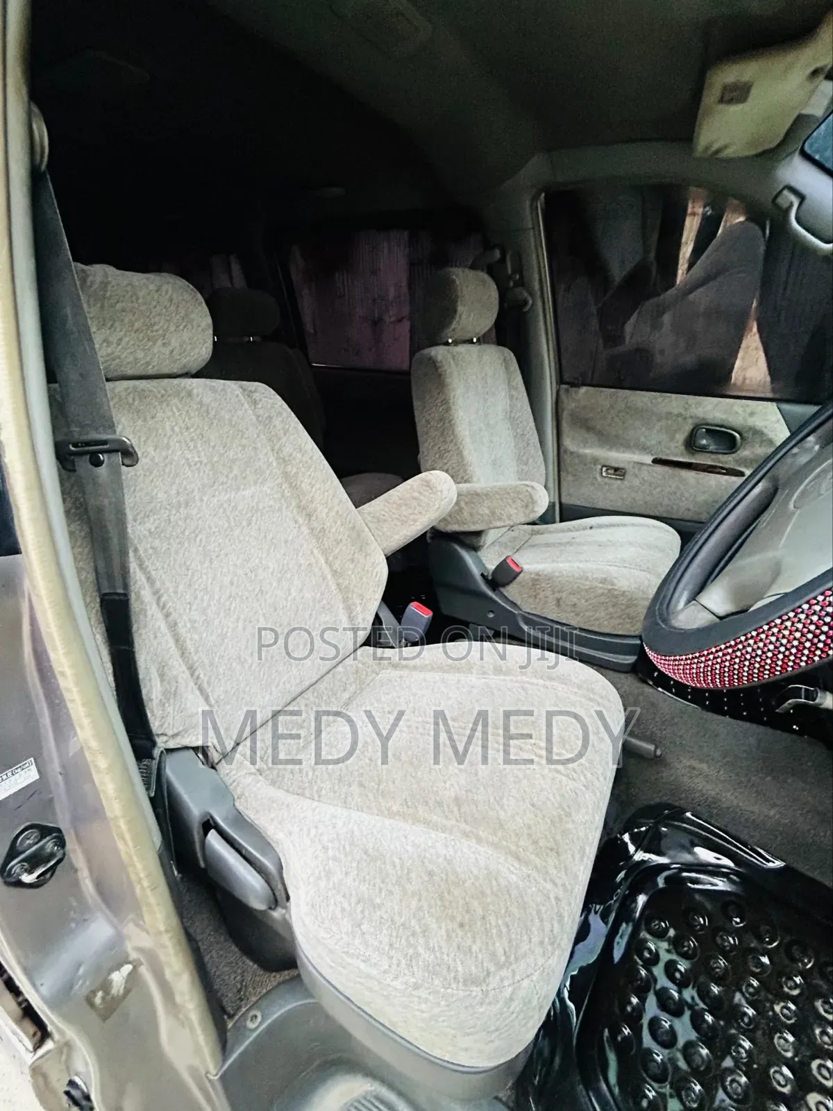 Toyota Noah 2001 Silver