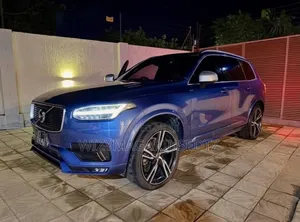 Volvo XC90 T6 R-Design AWD (2.0L 4cyl 8A) 2017 Ivory