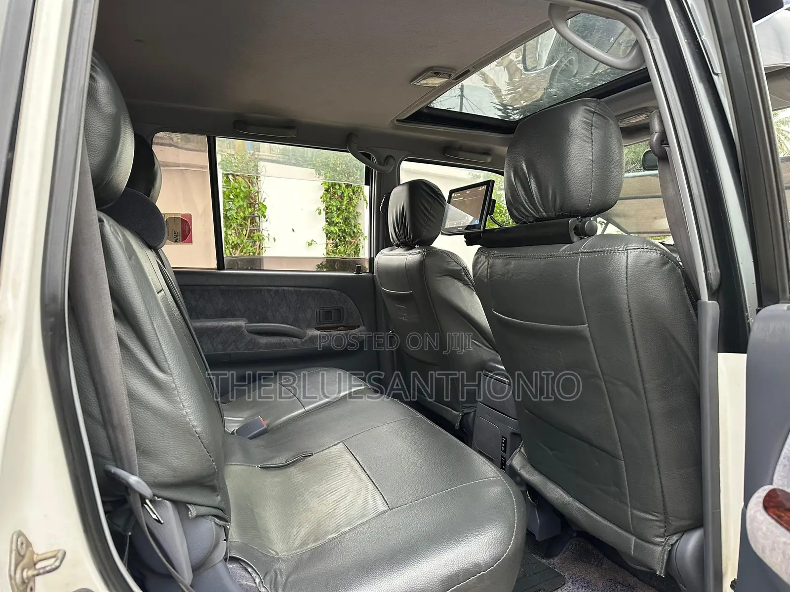 Toyota Land Cruiser Prado 2000 Silver