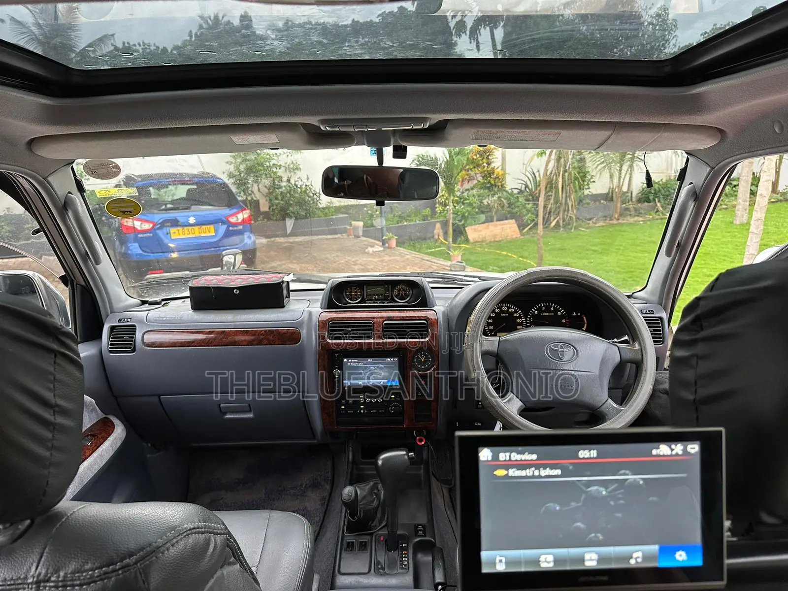 Toyota Land Cruiser Prado 2000 Silver