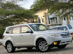 Subaru Forester 2012 Ivory
