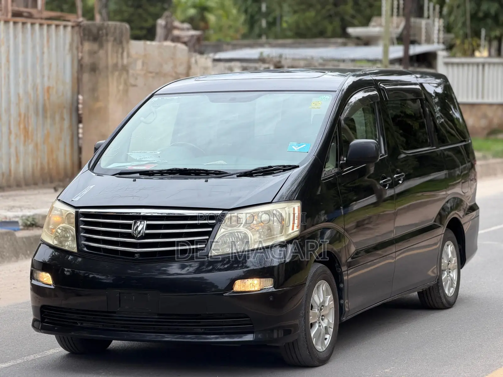 Toyota Alphard 2005 Black