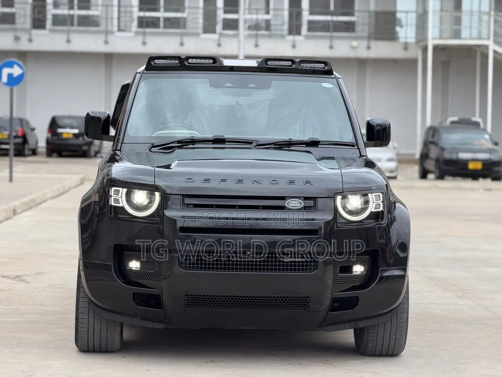 Land Rover Defender X-Dynamic SE 2023 Black
