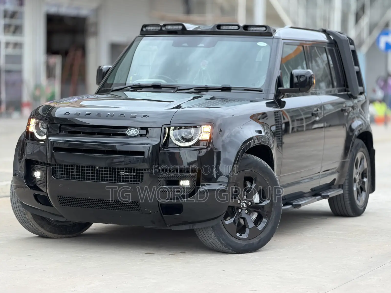 Land Rover Defender X-Dynamic SE 2023 Black