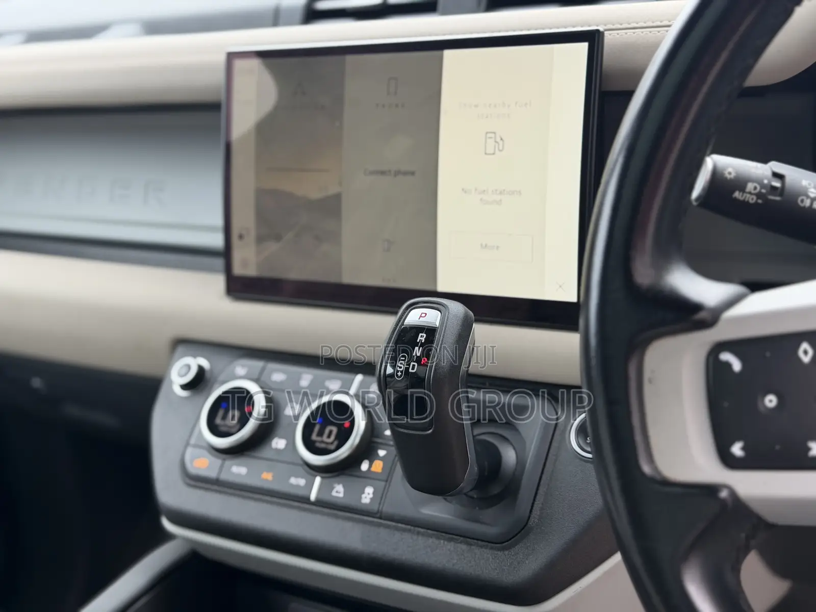 Land Rover Defender X-Dynamic SE 2023 Black