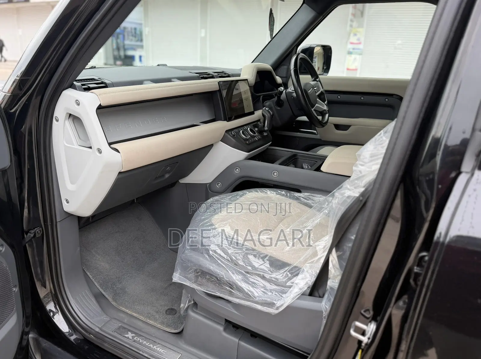 Land Rover Defender X-Dynamic SE 2023 Black