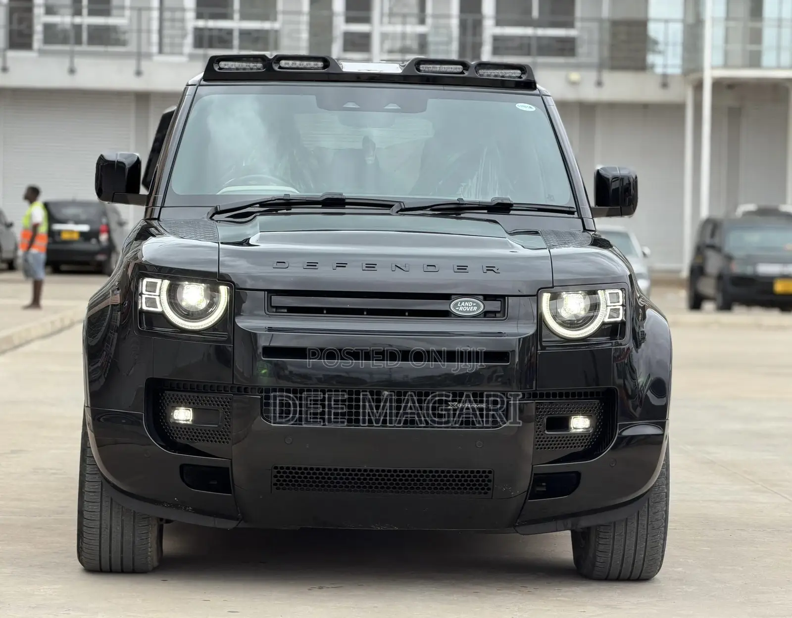 Land Rover Defender X-Dynamic SE 2023 Black