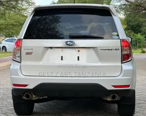 Subaru Forester 2011 White