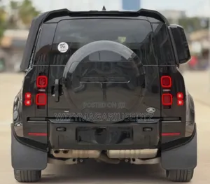Land Rover Defender X-Dynamic SE 2023 Matt Black