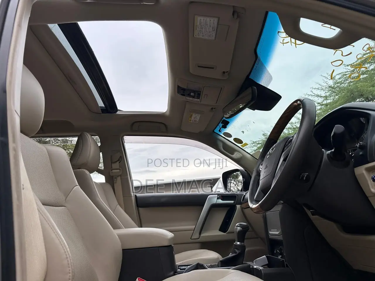 Toyota Land Cruiser Prado 2023 Gray