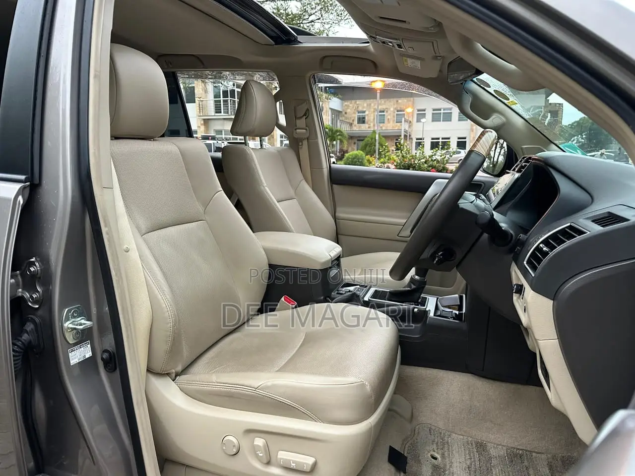 Toyota Land Cruiser Prado 2023 Gray