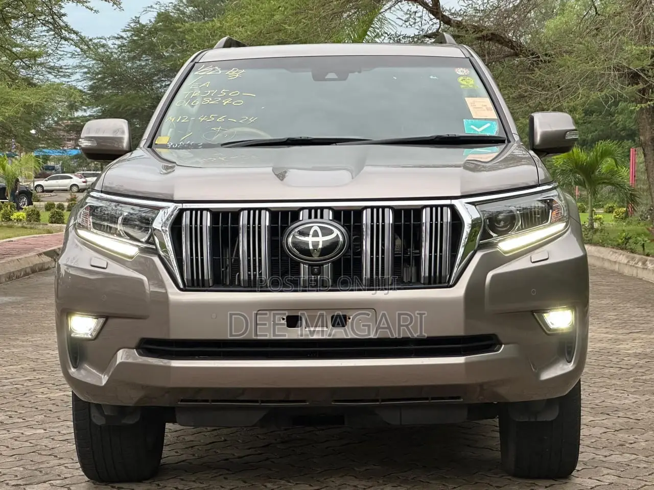 Toyota Land Cruiser Prado 2023 Gray