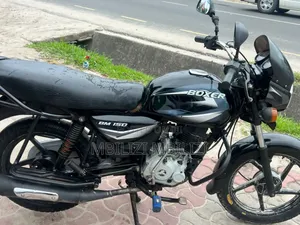 Bajaj Boxer 150 UG 2025 Black