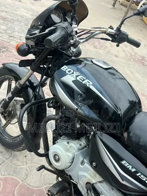 Bajaj Boxer 150 UG 2025 Black