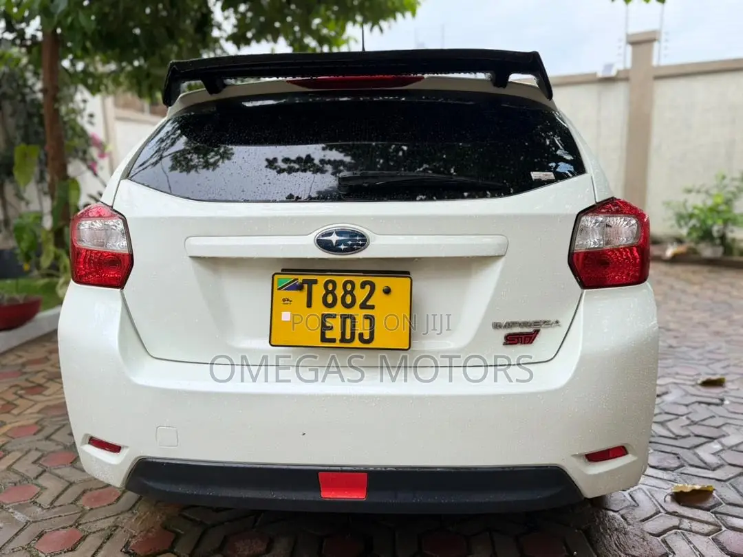 Subaru Impreza 1.6 Sport 2012 Pearl