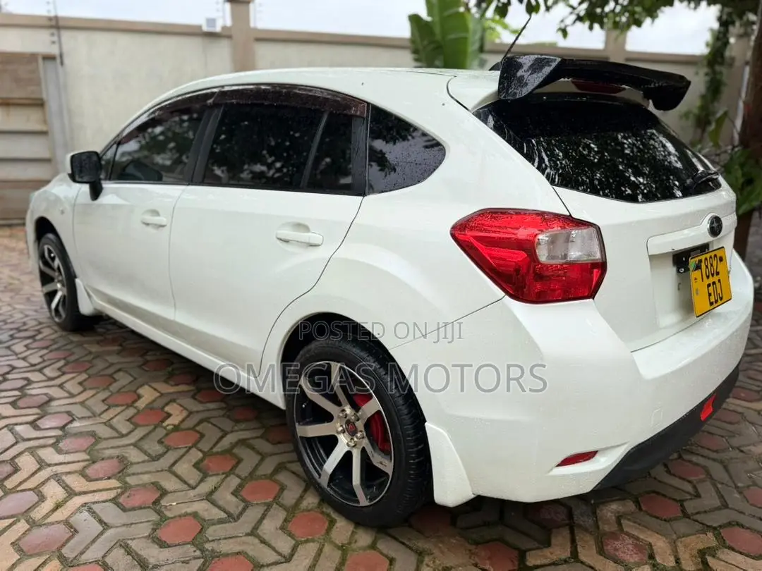 Subaru Impreza 1.6 Sport 2012 Pearl