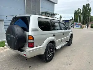 Toyota Land Cruiser Prado 2002 Silver