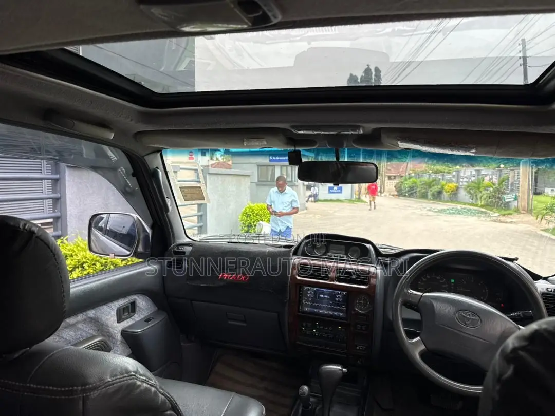 Toyota Land Cruiser Prado 2002 Silver