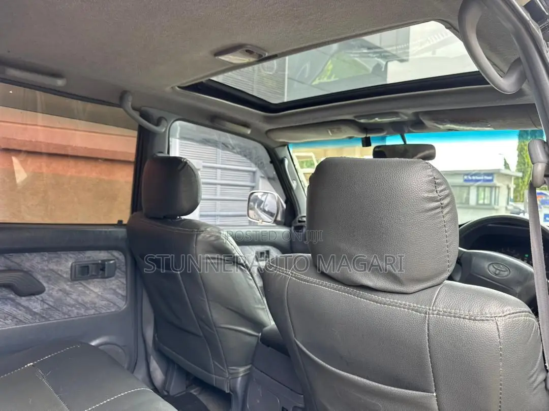 Toyota Land Cruiser Prado 2002 Silver