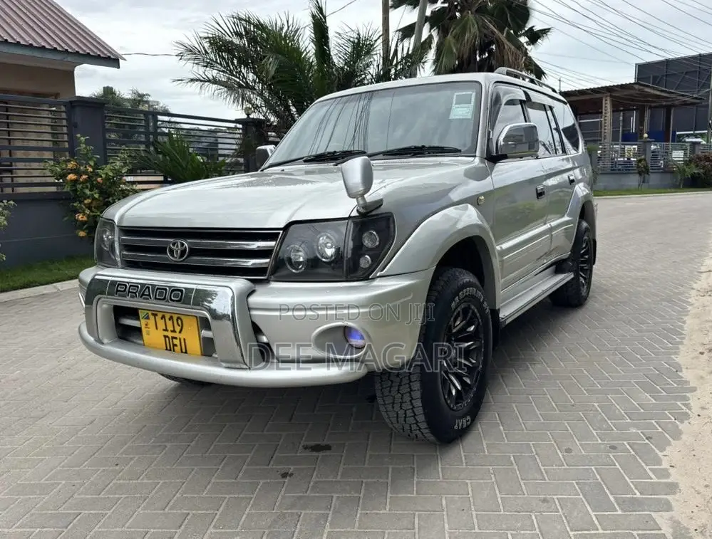 Toyota Land Cruiser Prado 2000 Silver