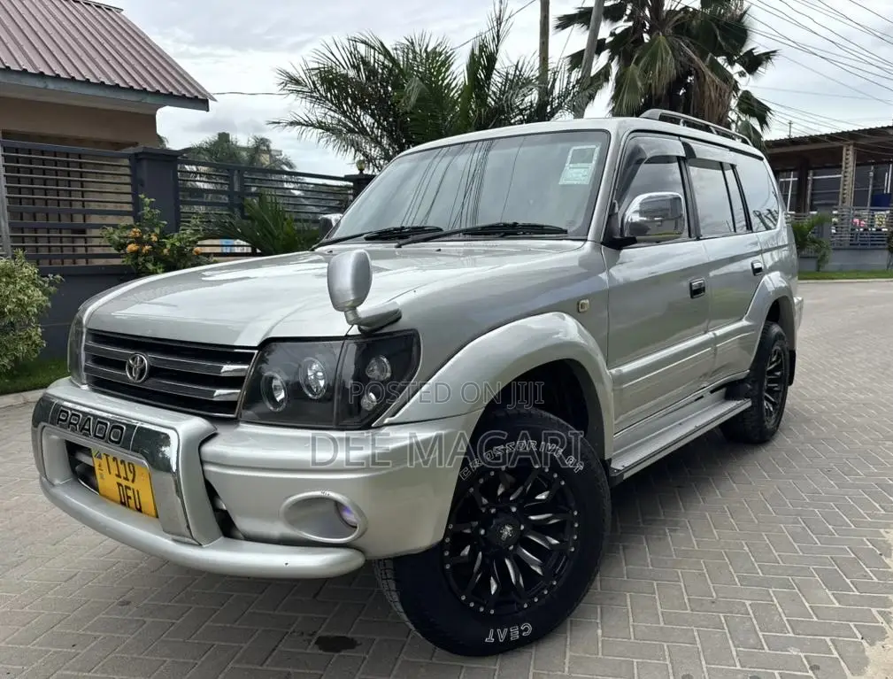 Toyota Land Cruiser Prado 2000 Silver