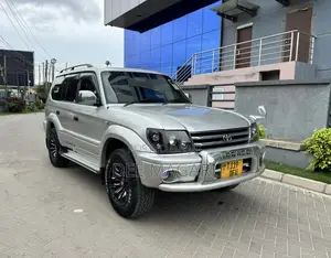 Toyota Land Cruiser Prado 2000 Silver