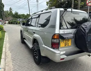 Toyota Land Cruiser Prado 2000 Silver
