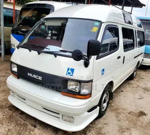 Toyota HiAce 2002 White