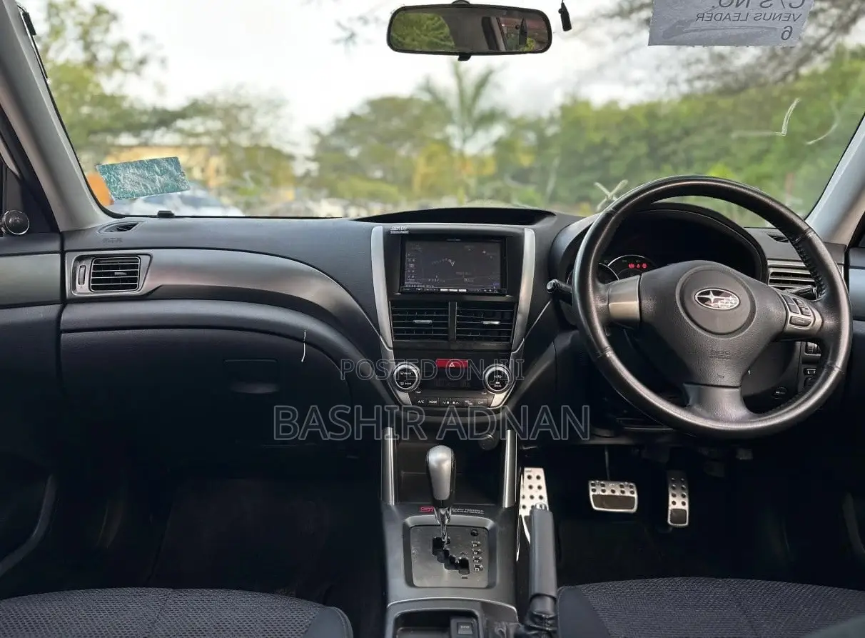Subaru Forester 2011 Off white
