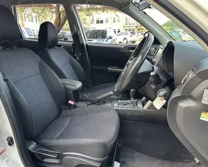 Subaru Forester 2011 Off white
