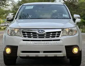 Subaru Forester 2011 Off white