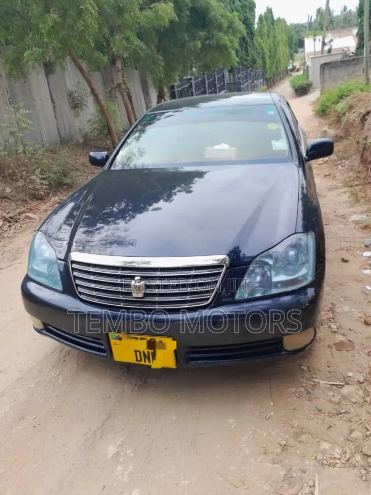 Toyota Crown Royale 2005 Blue