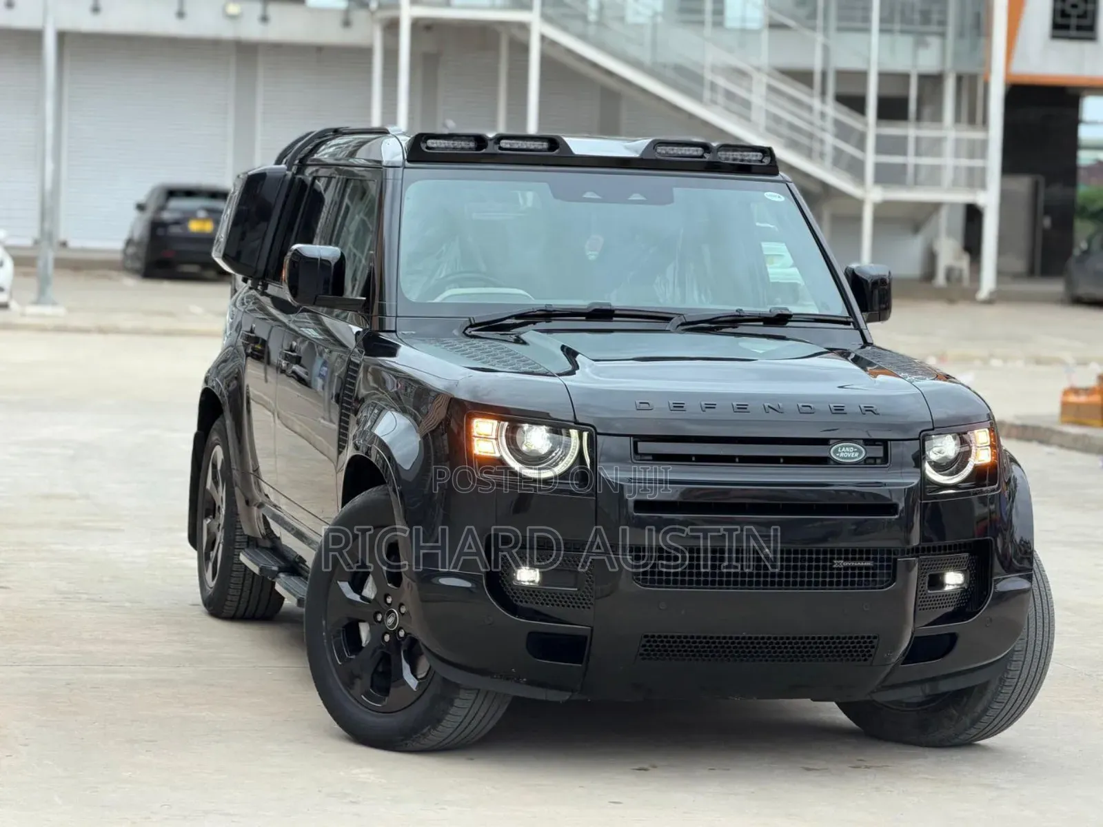 New Land Rover Discovery 2023 Black