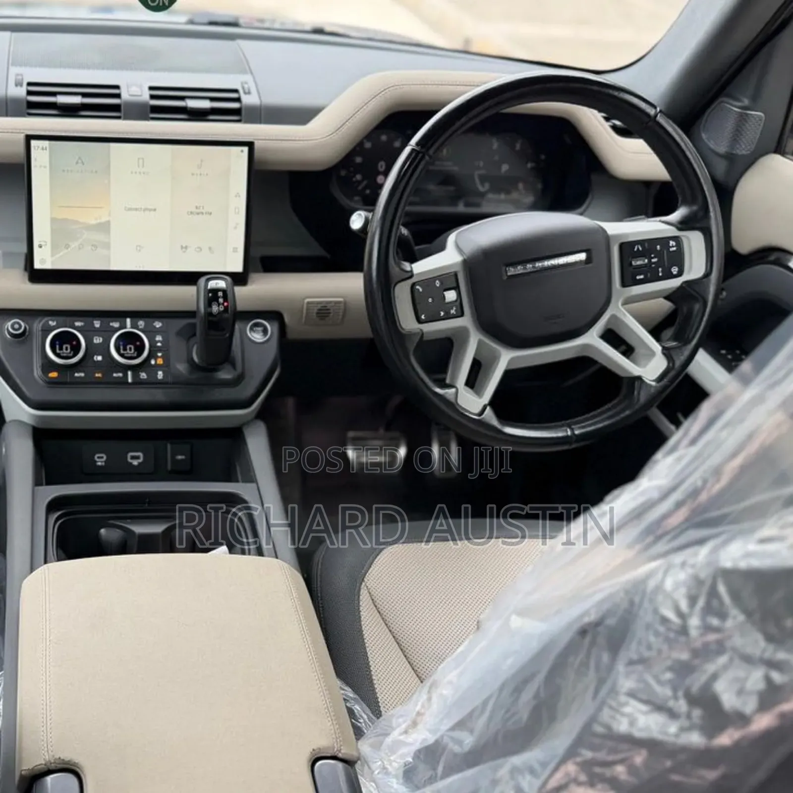 New Land Rover Discovery 2023 Black