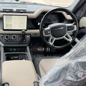 New Land Rover Discovery 2023 Black