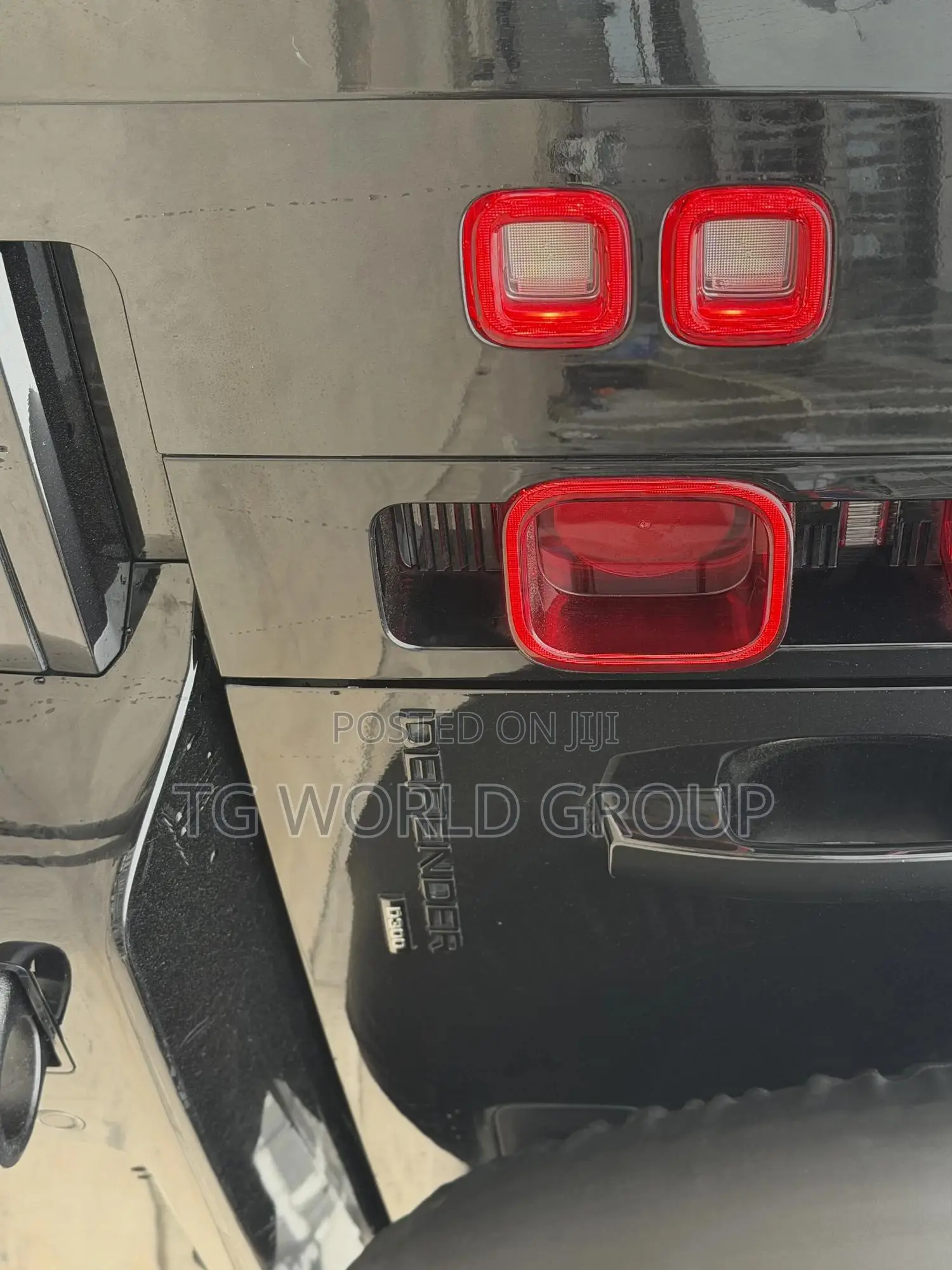 Land Rover Defender X-Dynamic SE 2023 Black