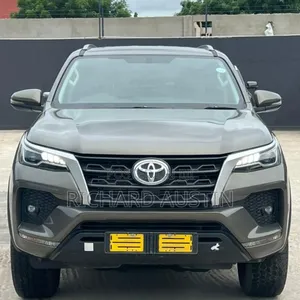Toyota Fortuner 2021 Beige