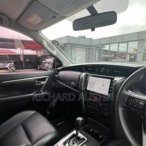 Toyota Fortuner 2021 Beige